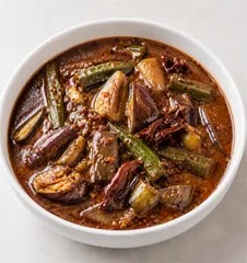 Kara Kozhumbu (Okra/Egg Plant/Vathal)