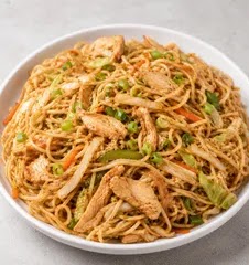 Hakka Noodles (Chicken)